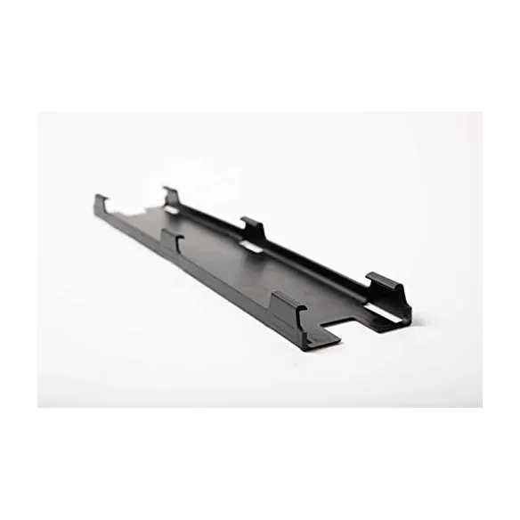 Reverse pool step protector