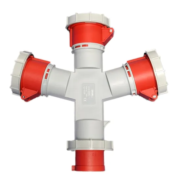 Adaptador industrial 3P+N+T 1 clavija / 3 bases 32A 400V IP67 - 1