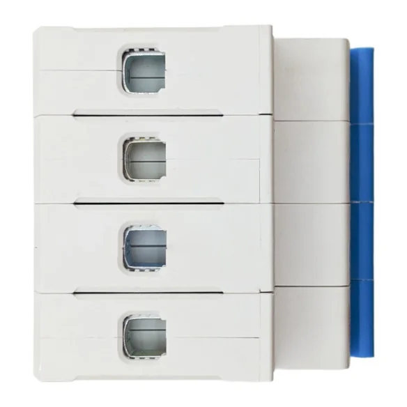 Disjoncteur miniature 4 pôles - Swim Home