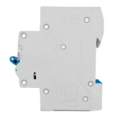 Disjuntor tripolar Swim Home