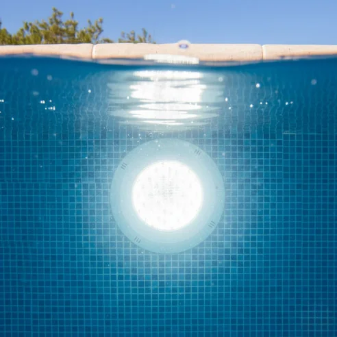 Foco LED Blanco Superficie para Piscina | Cruceta Estándar