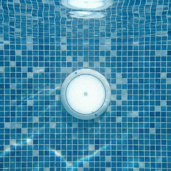 Projetor LED para piscina branco 12V AC de montagem à superfície Ø15 cm (10 W) | IP68